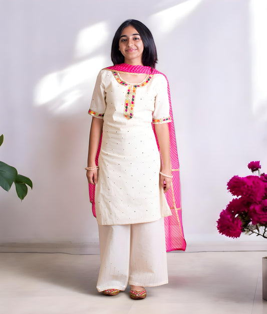 Offwhite Faux Mukaish Work Kurta with Pant