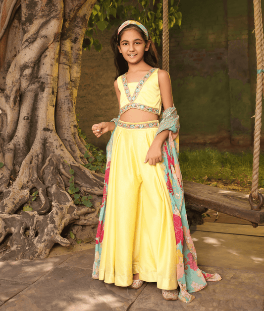 Manufactured by FAYON KIDS (Noida, U.P) Yellow Floral Crop Top Set