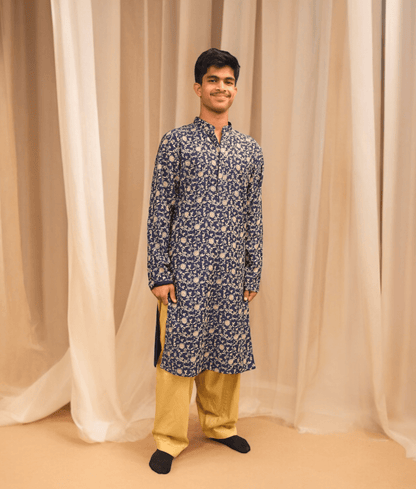 Manufactured by FayonKids Blue Embroidered Kurta with Pant