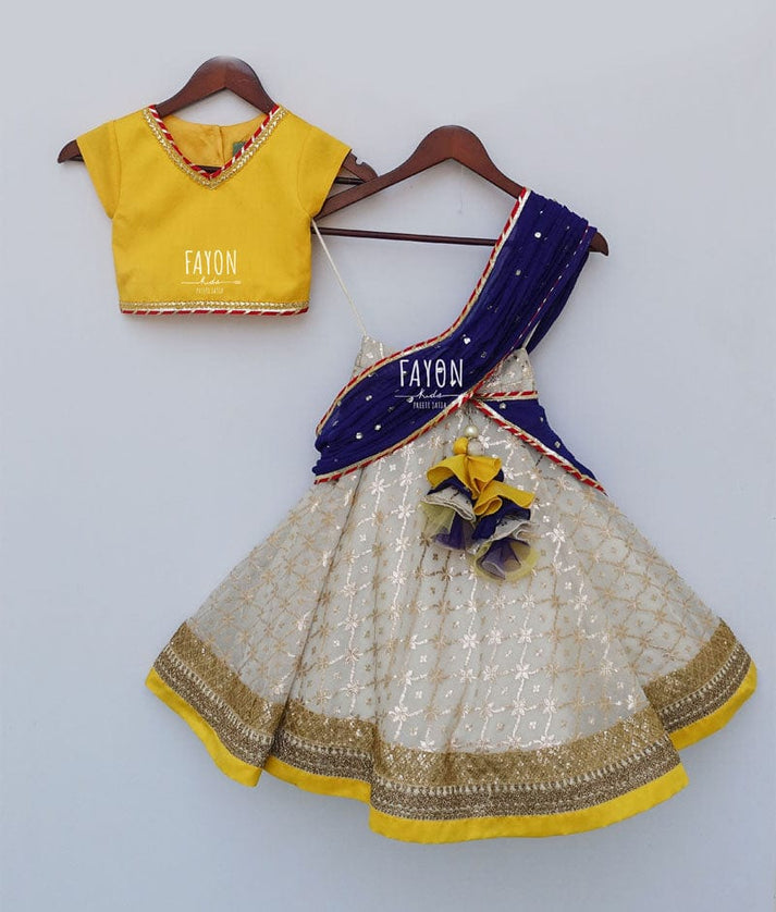 Fayon Kids Yellow Off white Brocade Lehenga with Choli Boti Net Dupatta for Girls