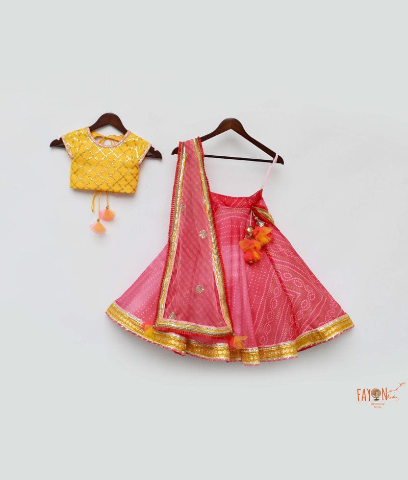 Buy Babyhug Pattola Lehenga With Sleeveless Embroidered Choli And Dupatta  Purple & Fuschia for Girls (3-4Years) Online in India, Shop at FirstCry.com  - 12746311
